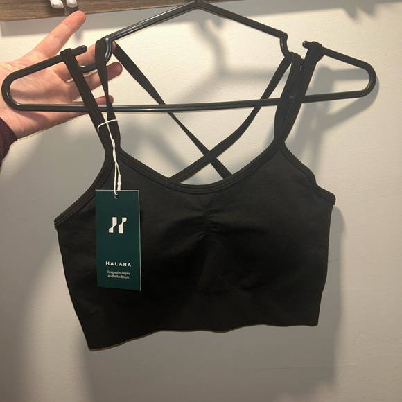 Halara sportsbra - Picture 3 of 4